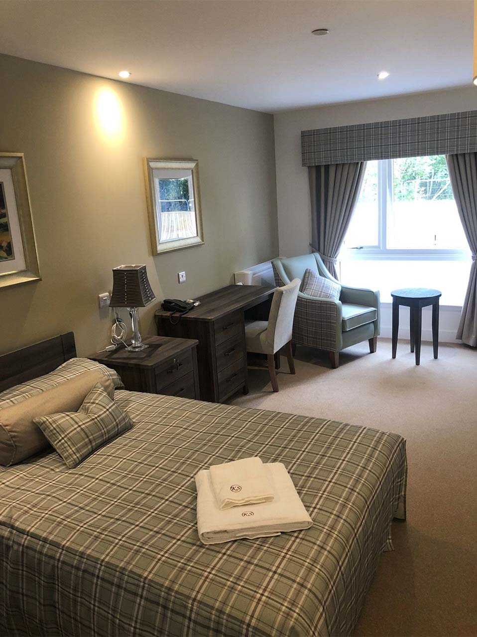 care home double bedroom